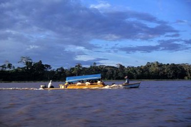 Colombia Amazonas barca sul Rio delle Amazzoni 